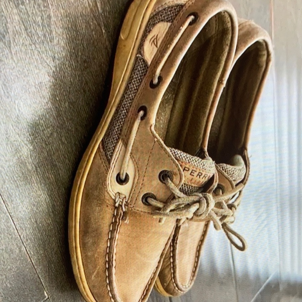 Sperry boat shoes